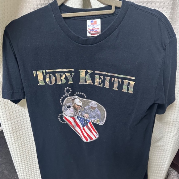 Toby Keith Concert T Shirt - Picture 1 of 4